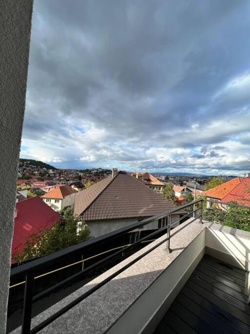 Central Apartment With Panoramic View Braşov Extérieur photo